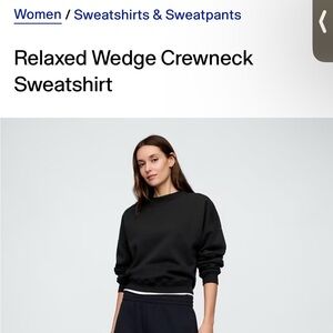 Gap Relaxed Black Wedge Crewneck Sweatshirt